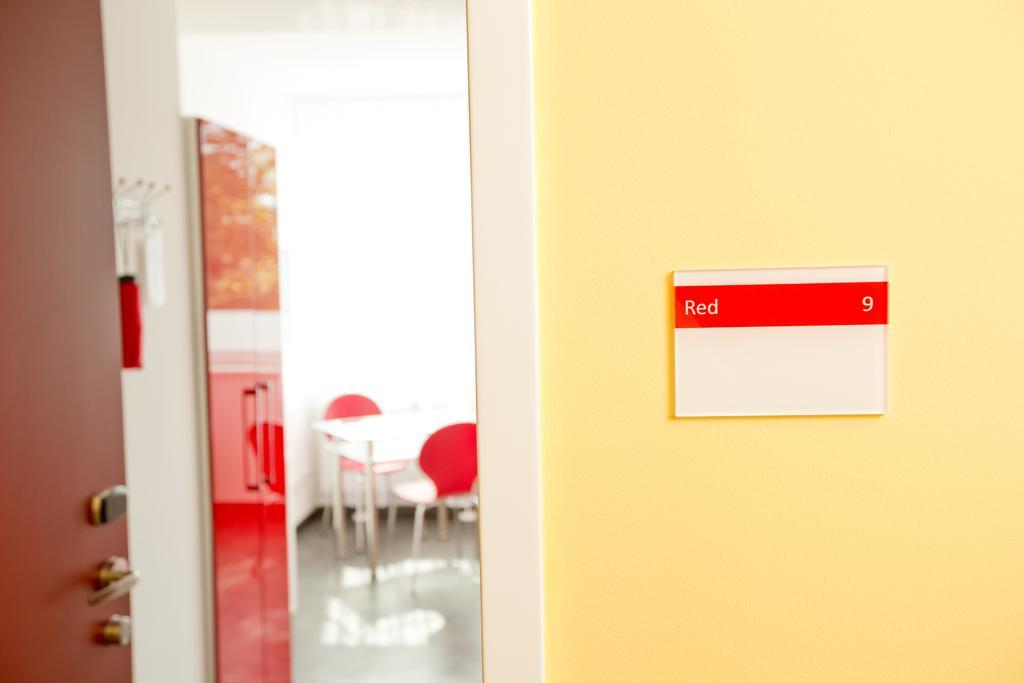 Design Sleepy Cologne Aparthotel Екстериор снимка