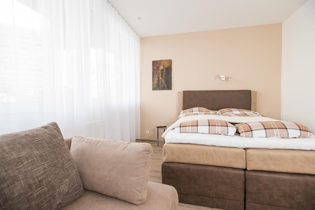Design Sleepy Cologne Aparthotel Екстериор снимка